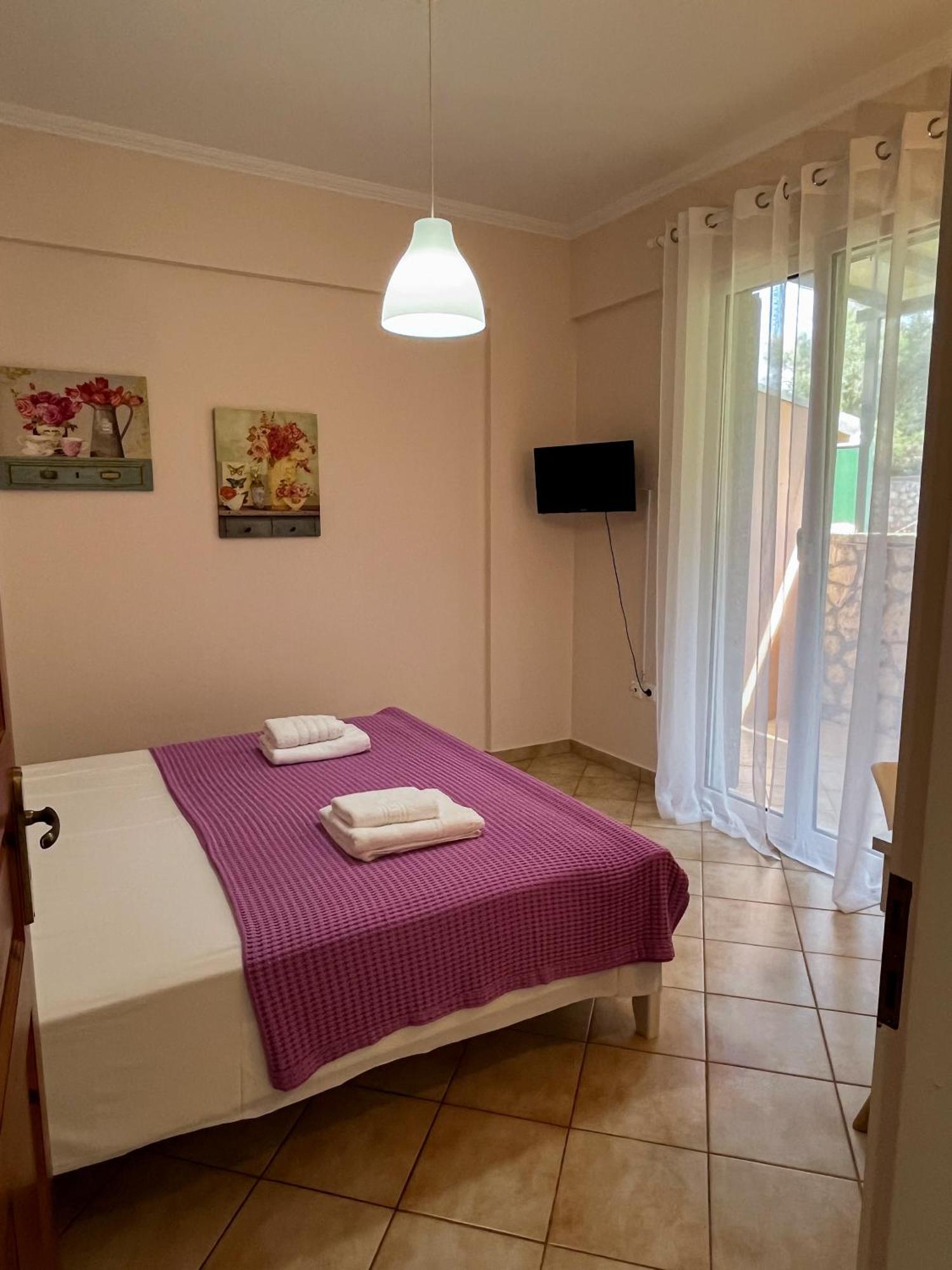 Esperia Studios Tsoukaládhes Екстериор снимка